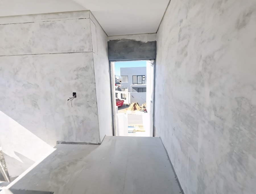 4 Bedroom Property for Sale in Sandown Western Cape